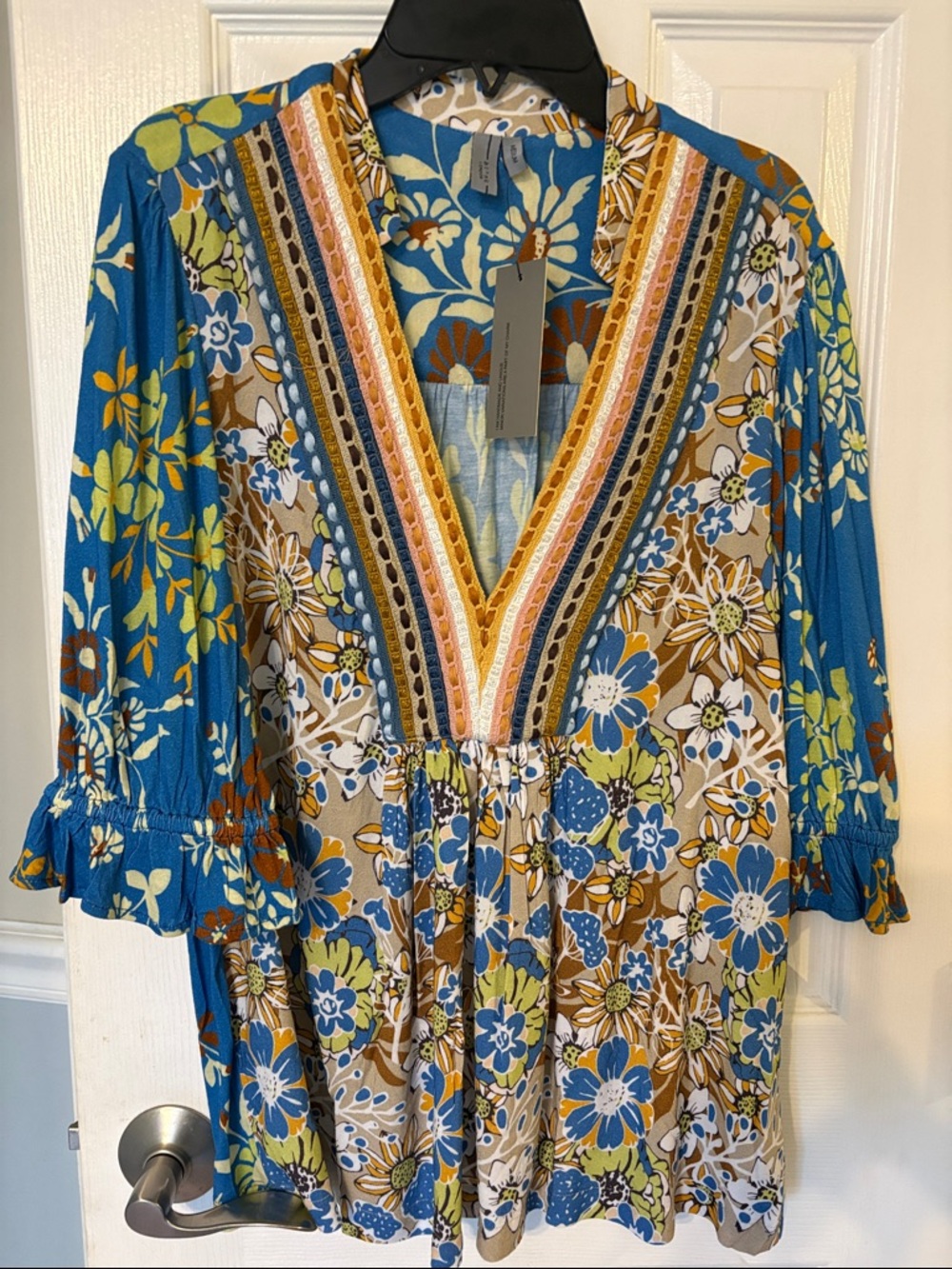 bl^nk NWT Boho Floral V-Neck Tunic Top in Teal, Brown & Yellow